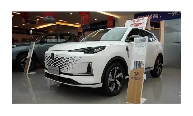 探店第三代长安cs55plus配15t发动