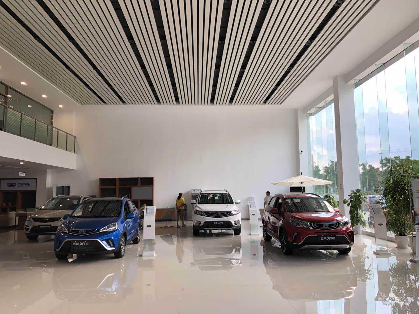 新车展示区