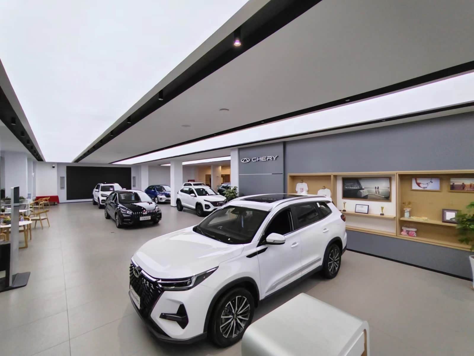 新车展示区