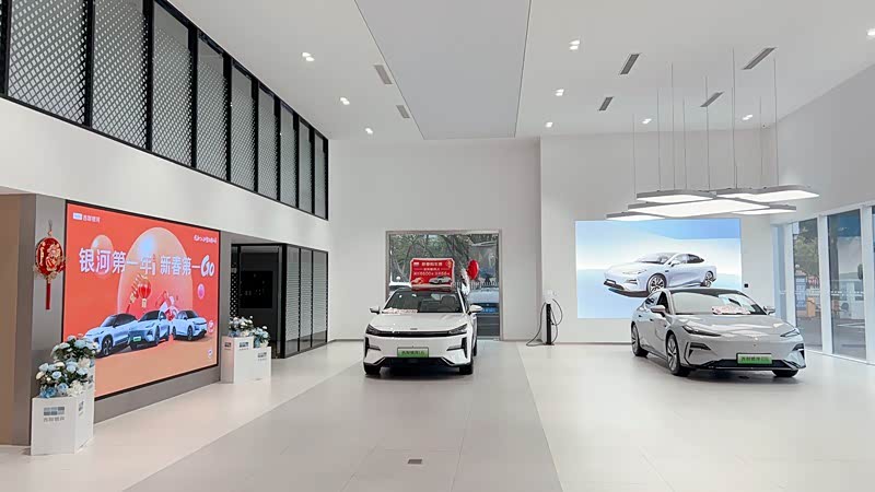 新车展示区