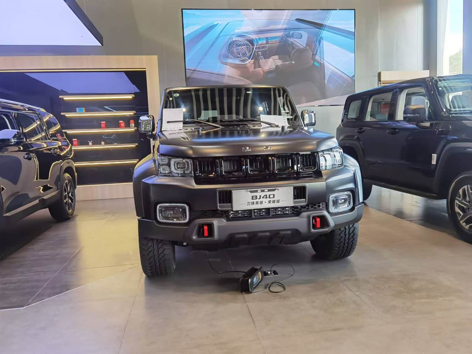 新车展示区