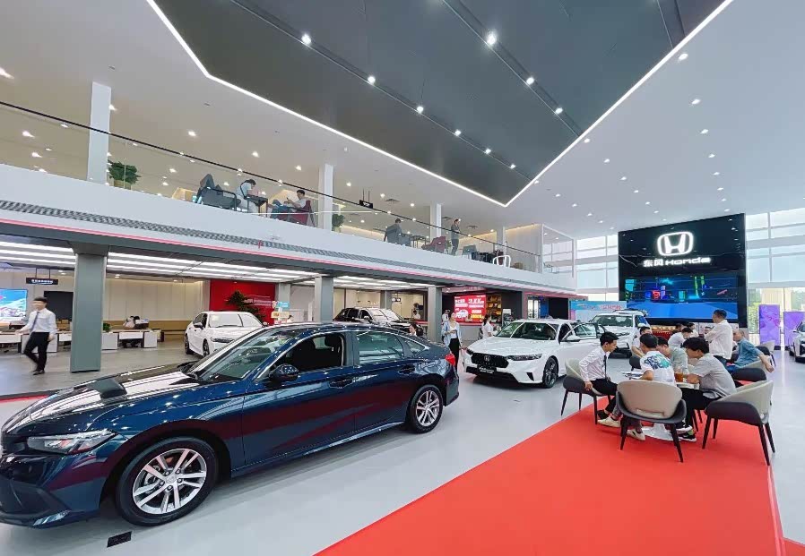 新车展示区