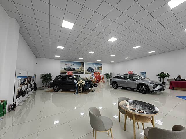 新车展示区