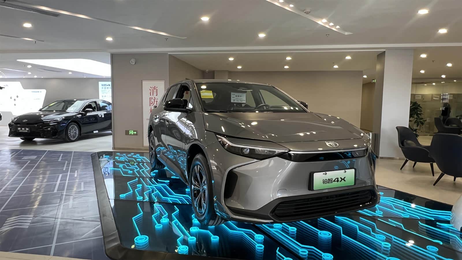 新车展示区