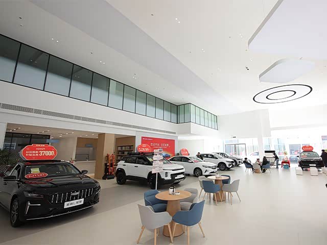 新车展示区