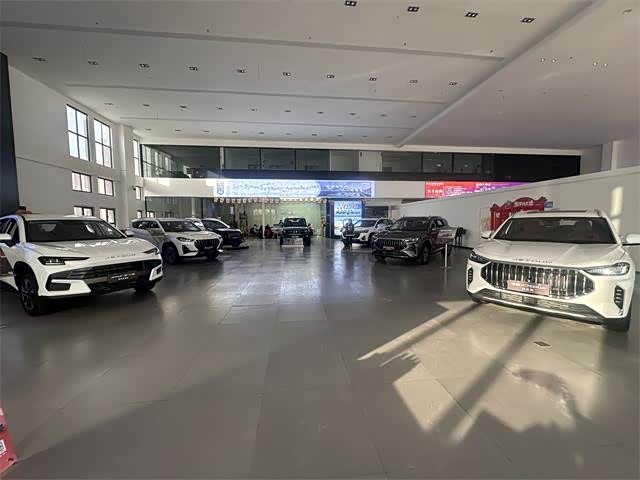 新车展示区