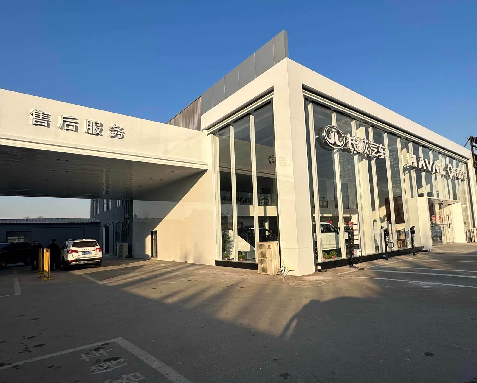 新车展示区