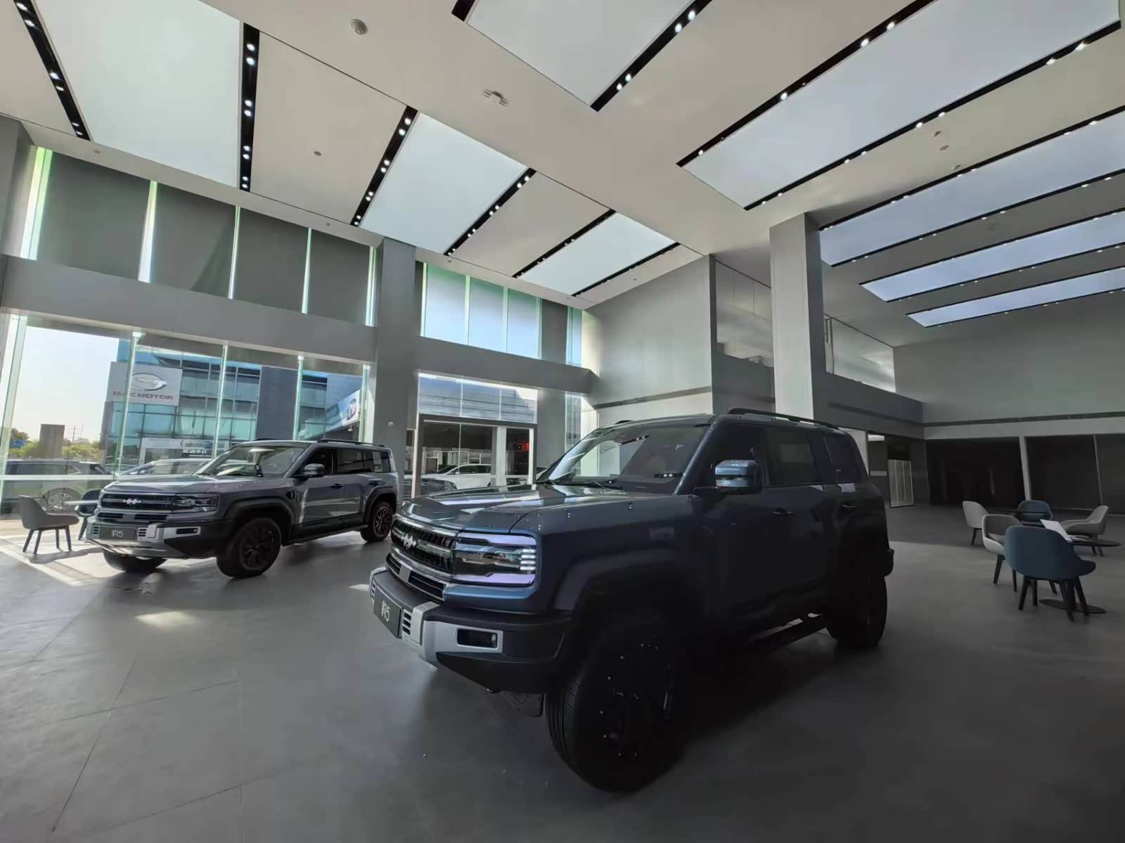 新车展示区