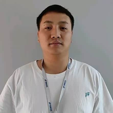 李乾