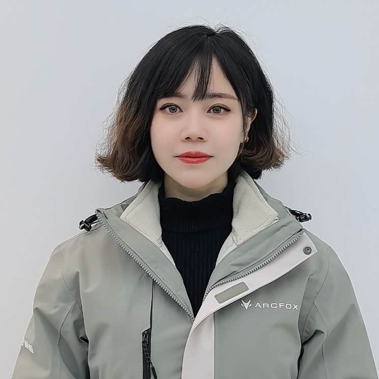 张鹫红