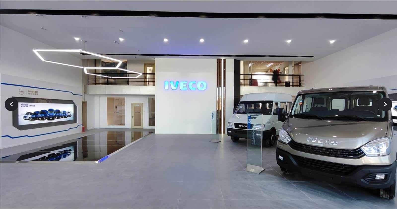 新车展示区