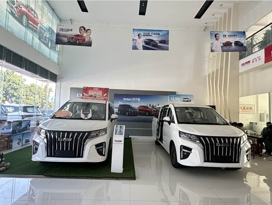 新车展示区