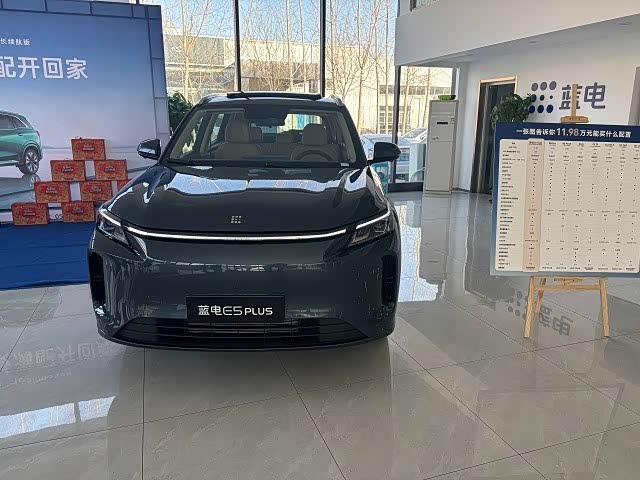 新车展示区