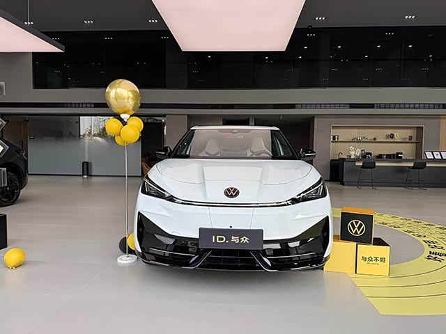 新车展示区
