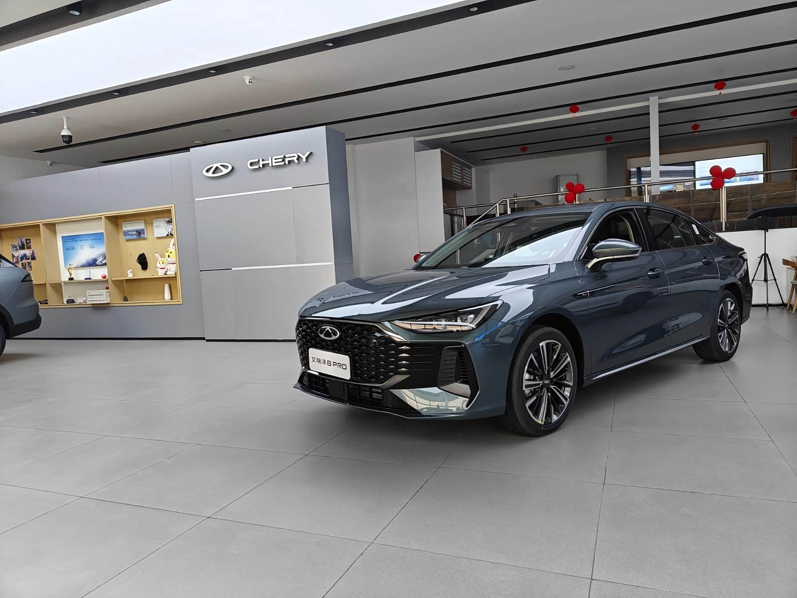 新车展示区