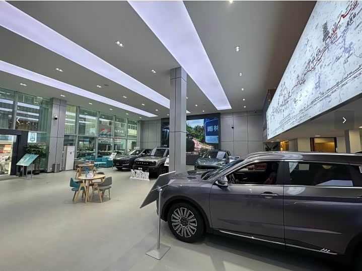 新车展示区