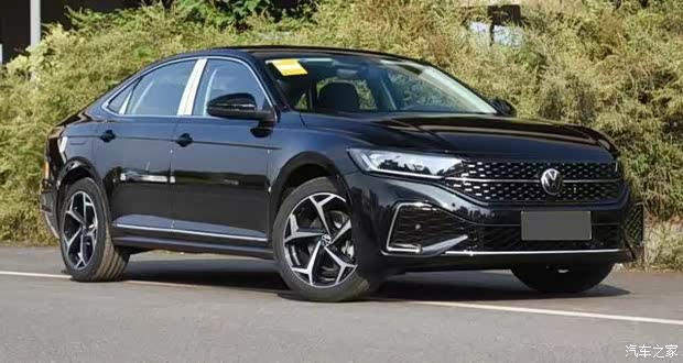 新帕萨特入门即380tsl起步价1883万元