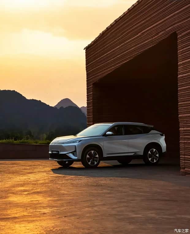 东风风神l7新能源至高30999元五重礼遇