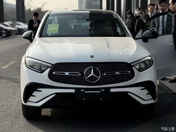 【全新glc轿跑suv现车已到店_台州德星奔驰4s店新闻资讯欢迎垂询