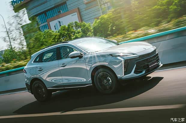 >周口>东风风行周口昌通>新闻资讯> 在操控性能方面,风行t5 evo狂飚版