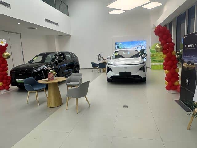 新车展示区
