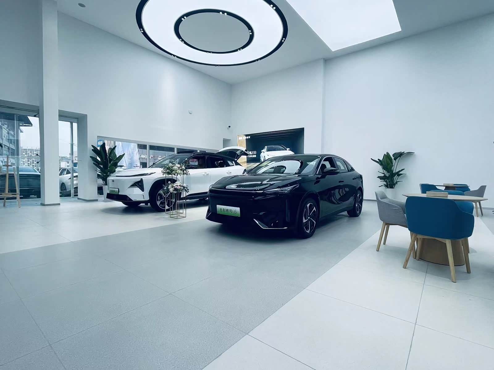 新车展示区