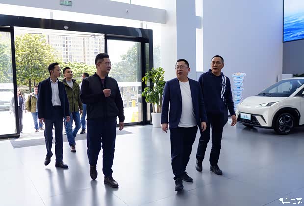 欢迎比亚迪海洋网总经理张卓先生一行莅临指导