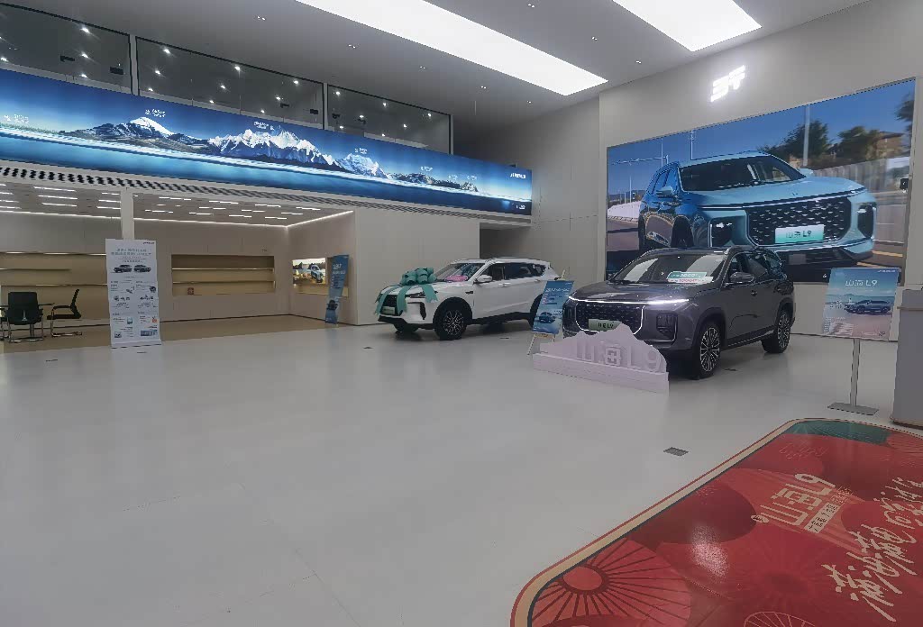 新车展示区