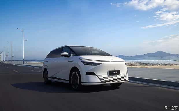 小鹏携飞行汽车x2空降烟台春季车展