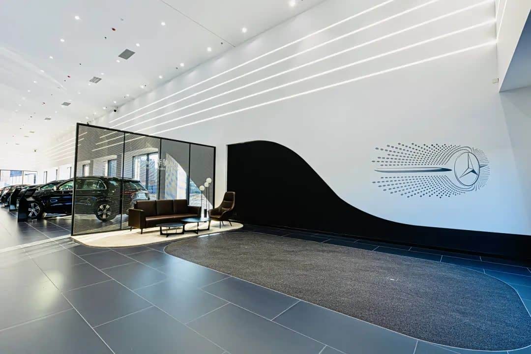 七载星徽利星行临沂驰星奔驰mar2020展厅焕新启航