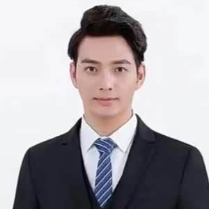 李英豪