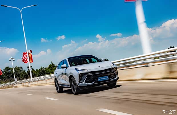 颜值和动力兼具看风行t5evo狂飚版如何圈粉z世代