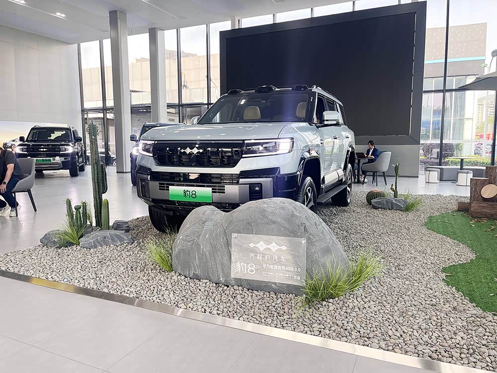 新车展示区