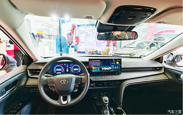 全新第九代凯美瑞亮相广联丰田