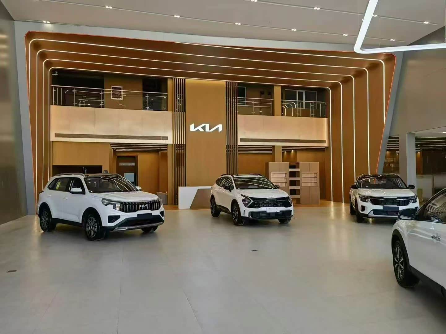 新车展示区