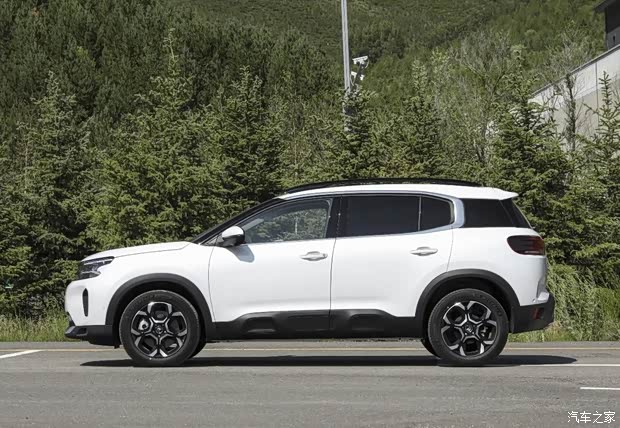 雪铁龙天逸c5:8万起 超越想象的豪华suv!