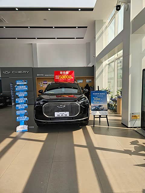 新车展示区