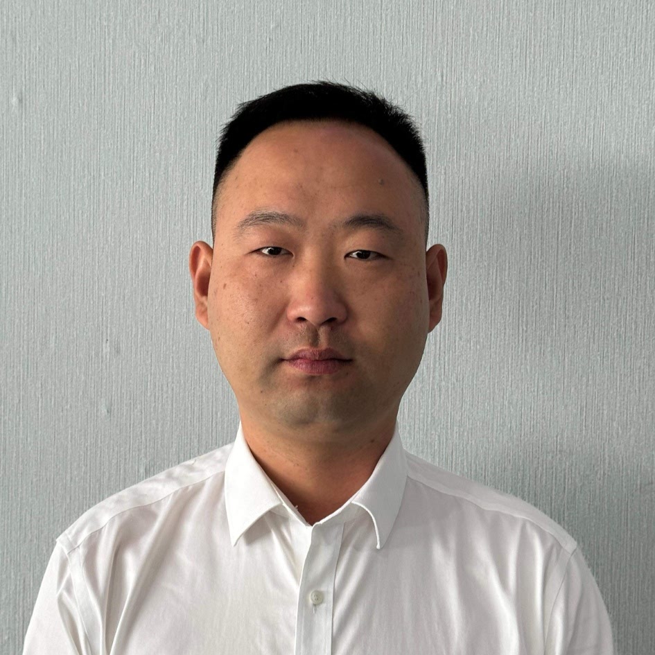 王春亮