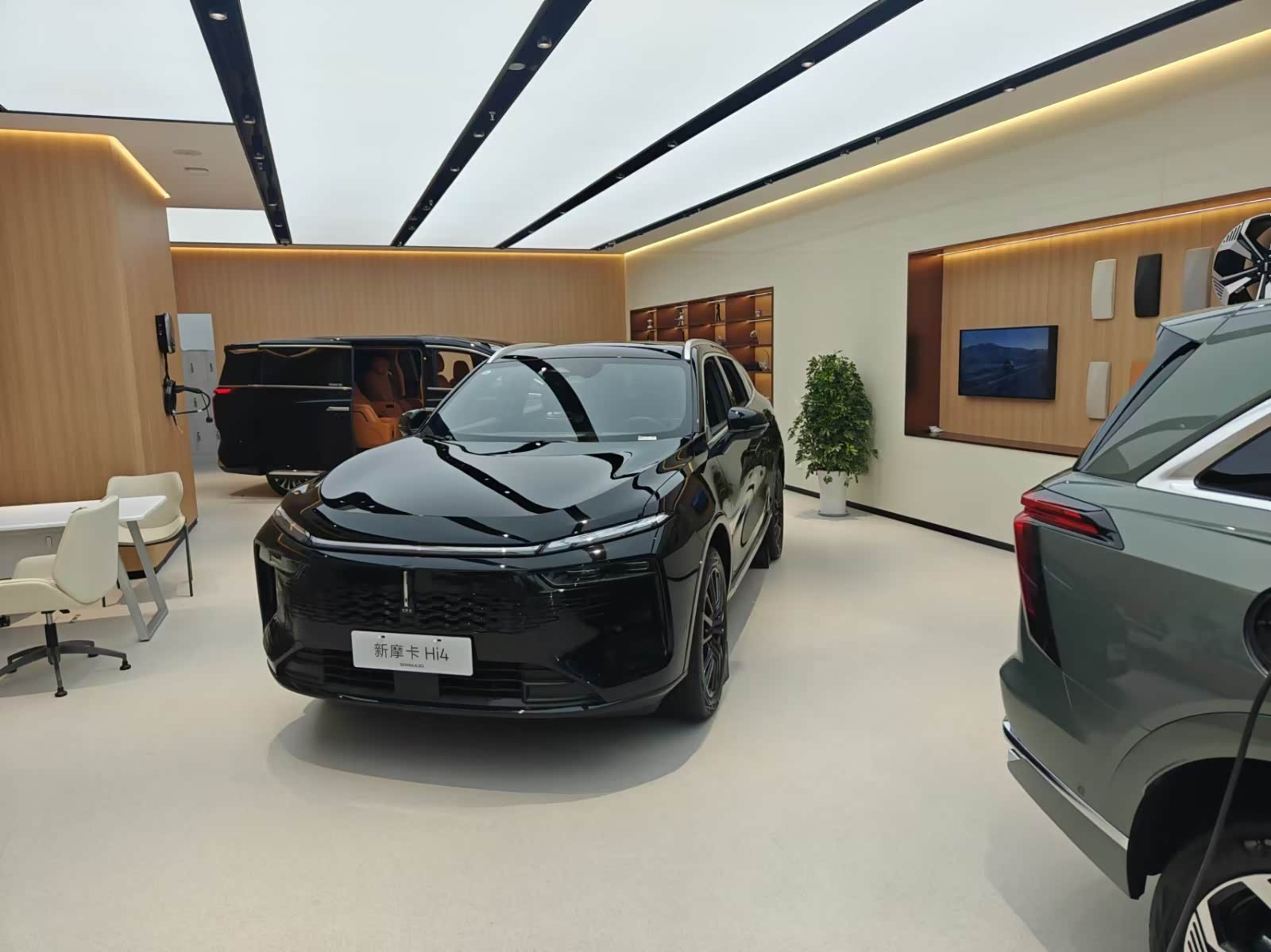 新车展示区
