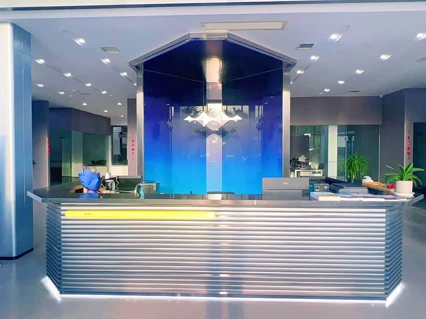 新车展示区