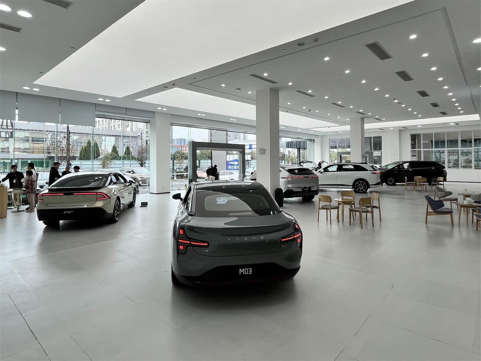 【小鹏|杭州滨康路_经销商展厅图片】