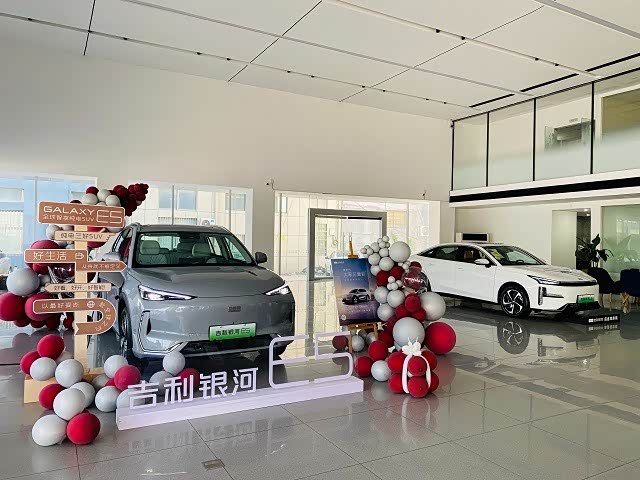 新车展示区