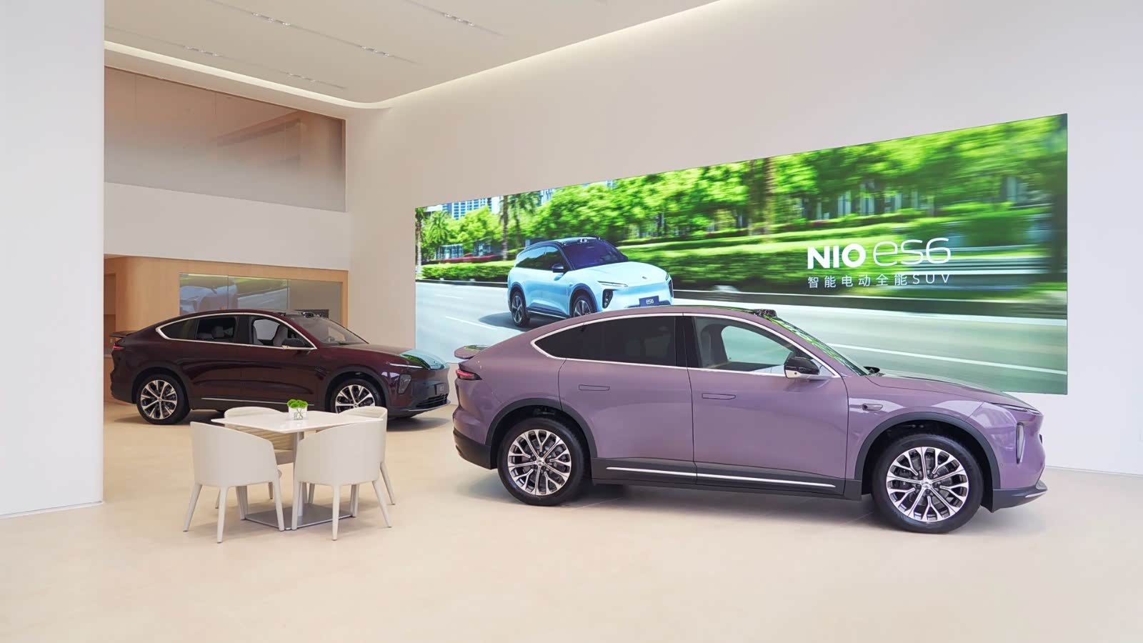 新车展示区