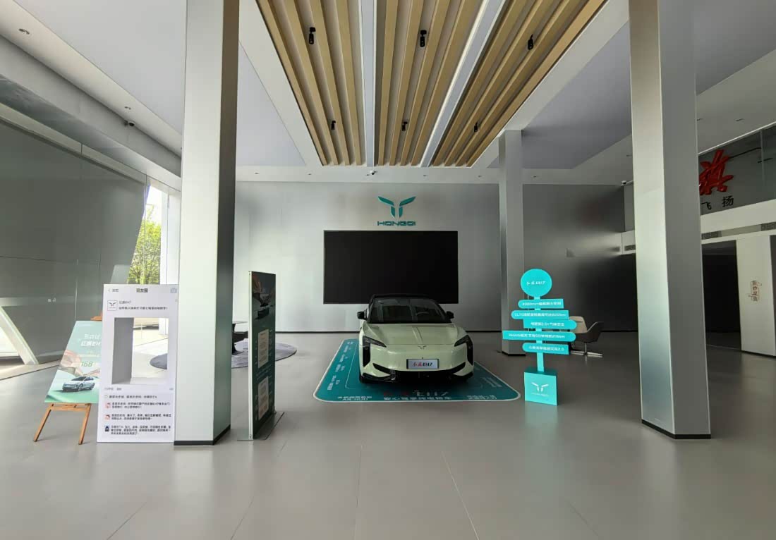 新车展示区