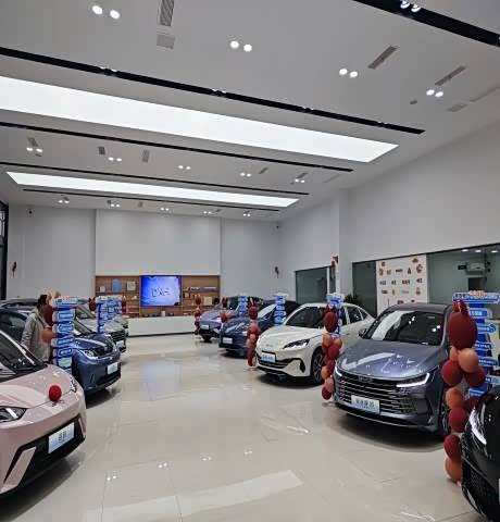 新车展示区