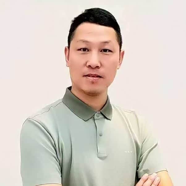李建伟