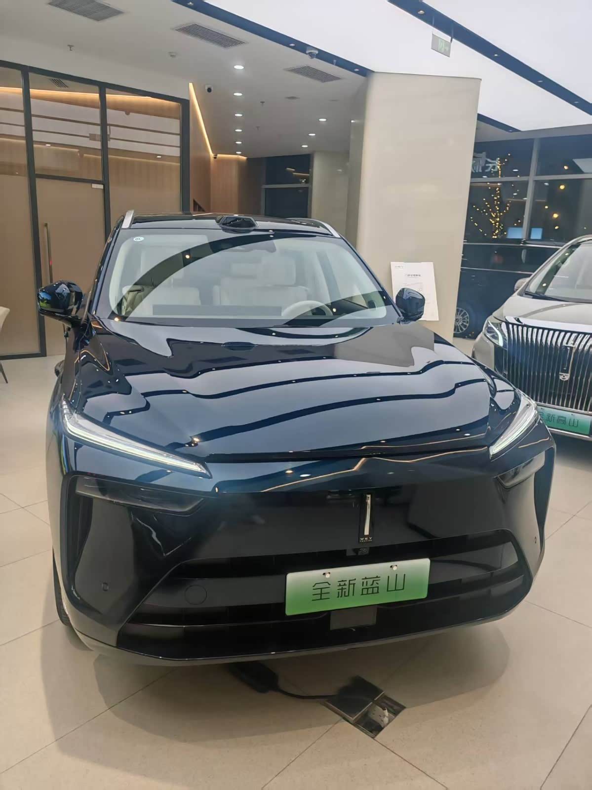 新车展示区