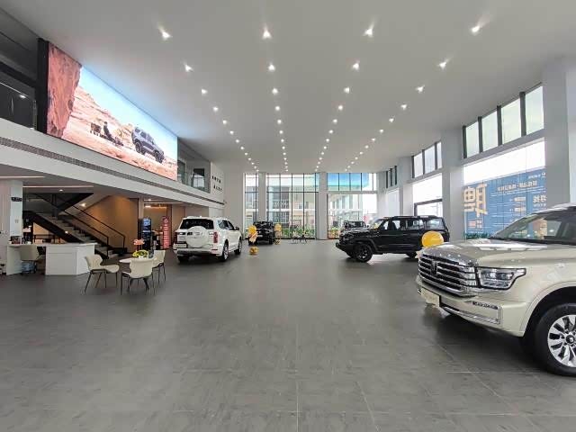 新车展示区