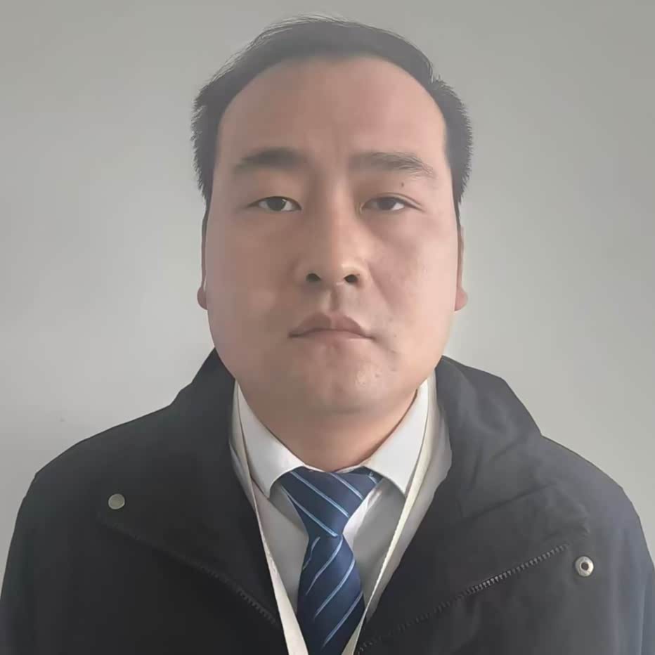 张楠