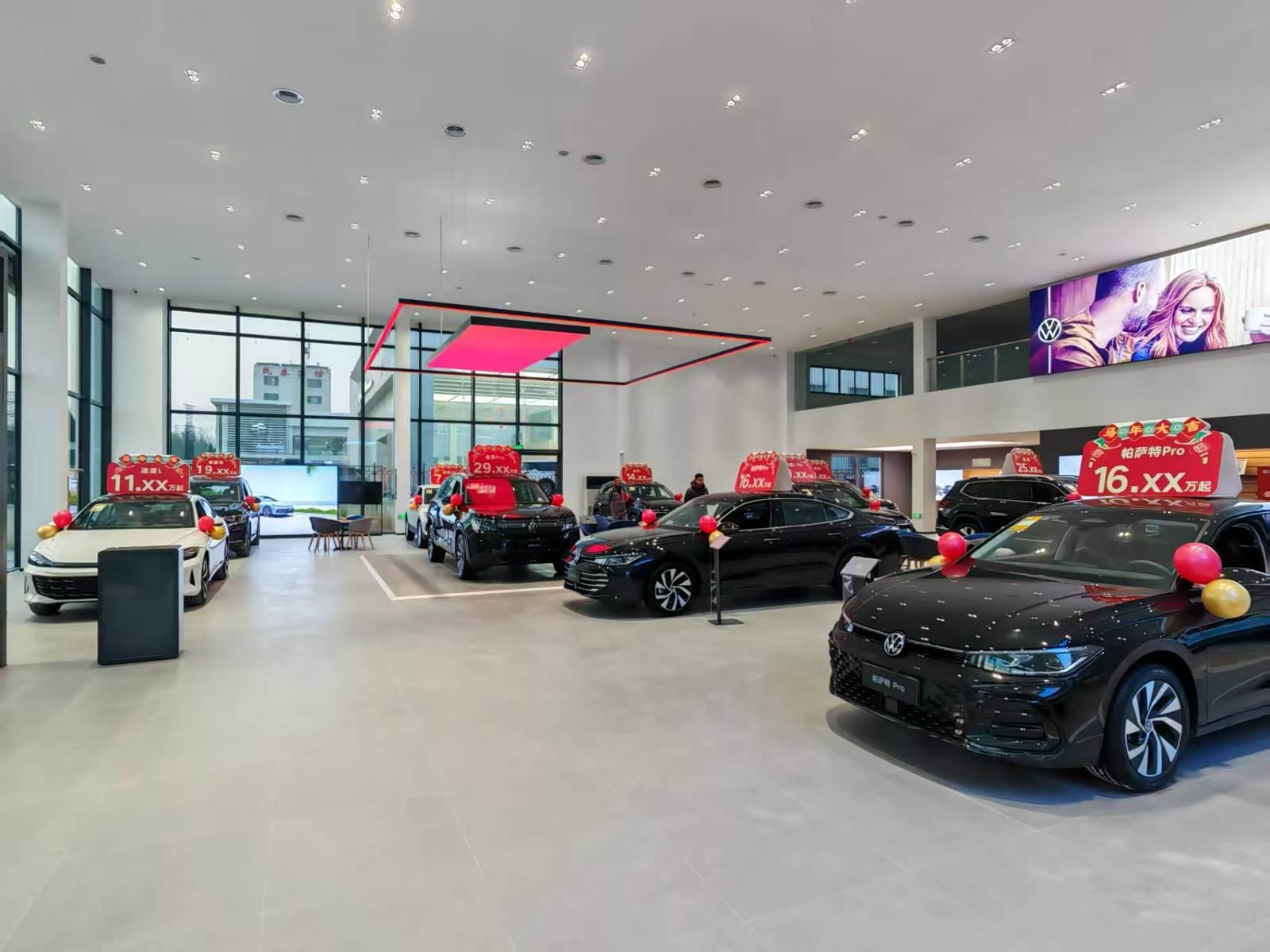 新车展示区
